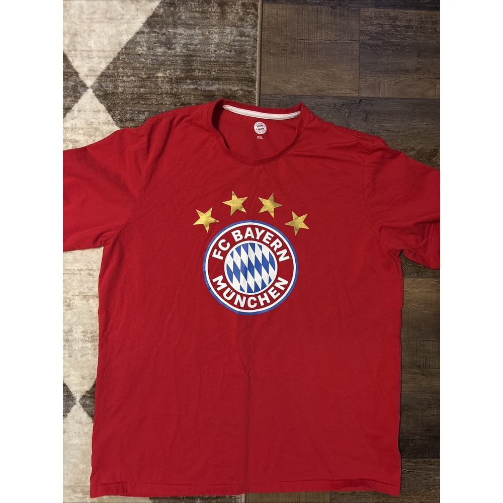 FC Bayern Munchen Official Licensed Soccer Men's Red T-Shirt Size 2XL